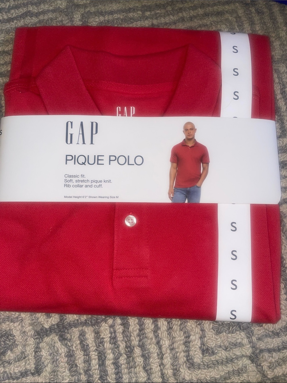 BNWT GAP Men's Bright Red Pique Polo Shirt, size S